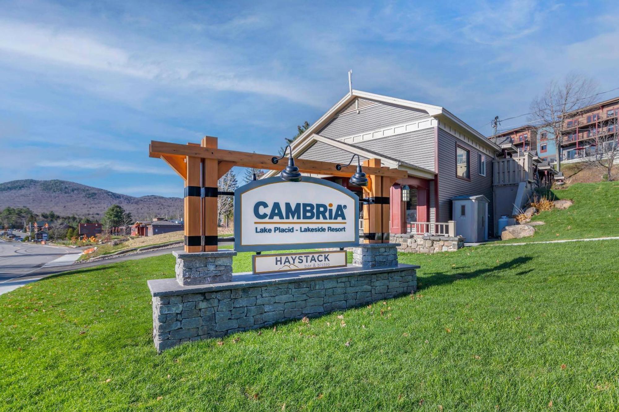 Cambria Hotel Lake Placid - Lakeside Resort Exterior foto